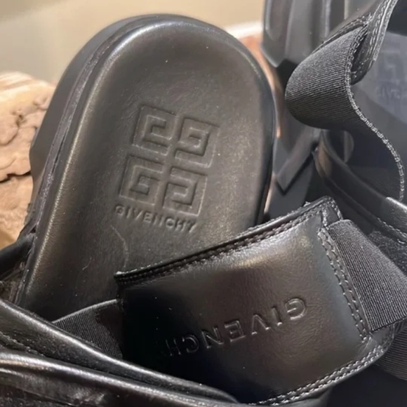 Givenchy Leather Sandals size 8 - Picture 10 of 12